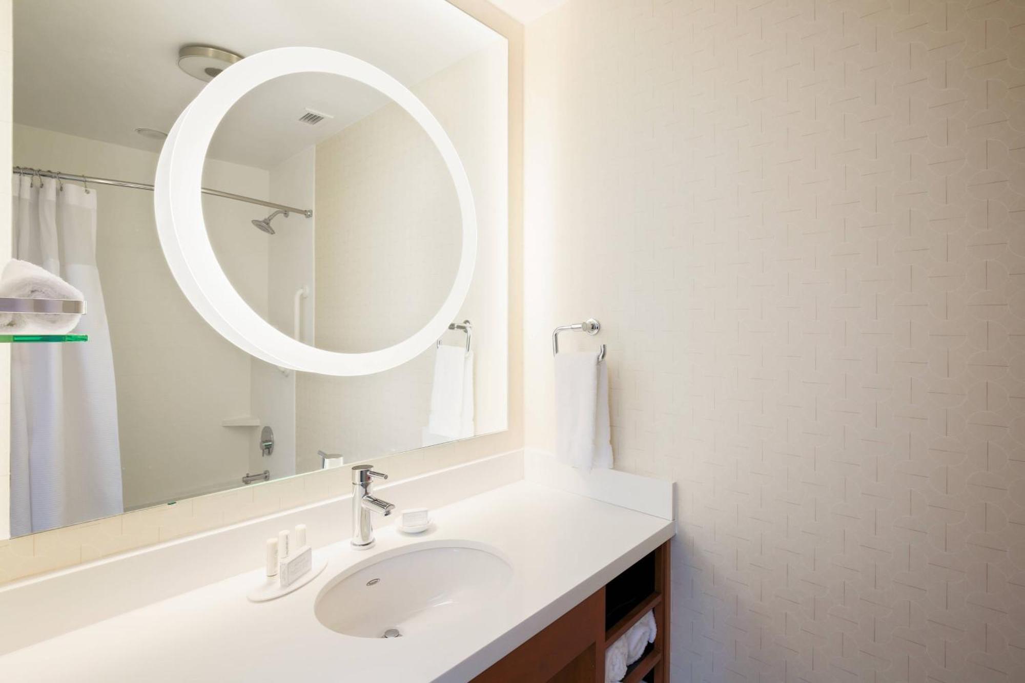 Springhill Suites By Marriott San Jose Airport Экстерьер фото